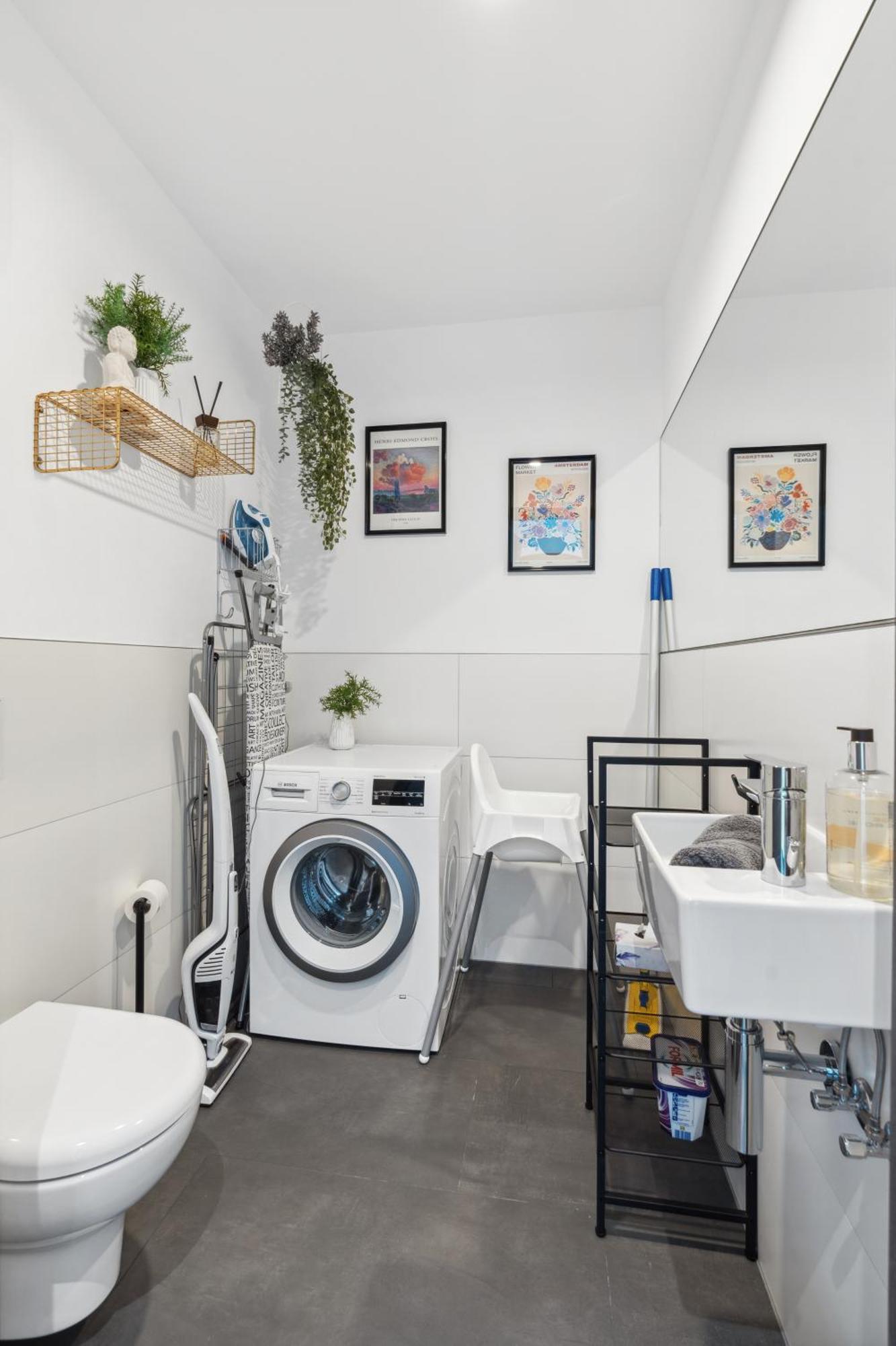 Anytime - Penthouse Mit Terrasse Und Bergsicht Apartment Friedrichshafen Bagian luar foto