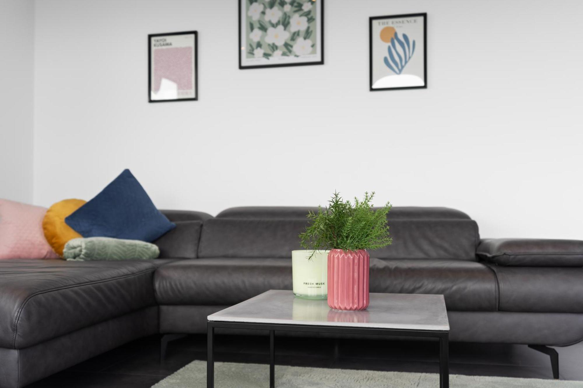 Anytime - Penthouse Mit Terrasse Und Bergsicht Apartment Friedrichshafen Bagian luar foto